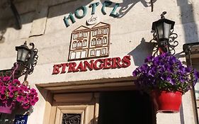 Hotel Des Etrangers - Special Category